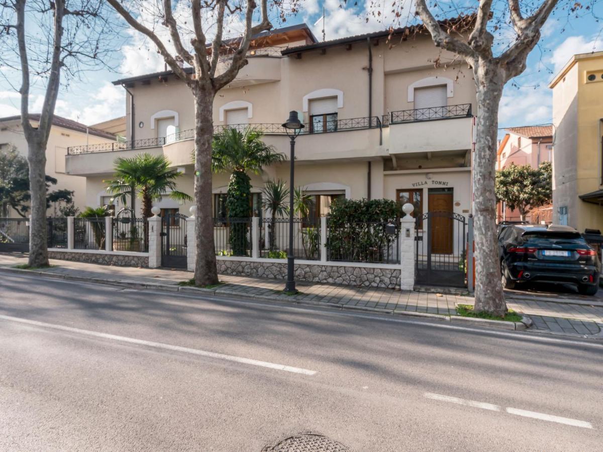 Appartamenti Villa Tonni Gabicce Mare Exterior foto